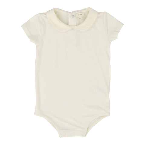 Lil Legs cream peter pan onesie from our Vintage Contrast Collection.