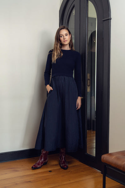 Pea Bee & Jae Outline Knit Ladies Maxi Length Dress - Navy